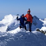 Mehr Glück mit dem Wetter hatten wir auf dem Gipfel des Dom. | Foto: Ben Weiler