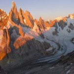Blick von der Saint-Exupéry-Route zum Cerro Torre. | Foto: Roli Striemitzer