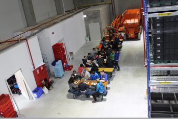 Brotzeit - bevor weiter fleißig eingelagert wird.