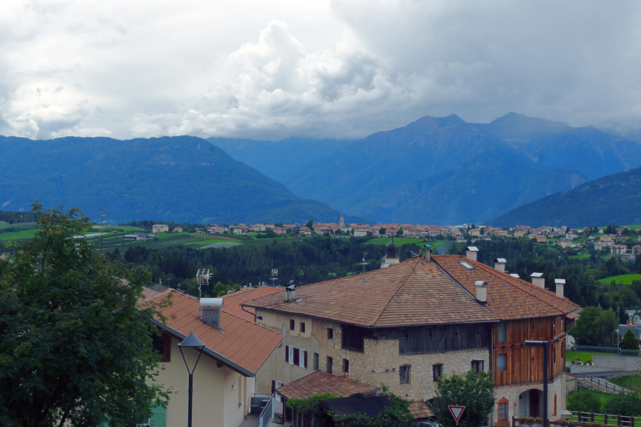 Etappenort: Amblar im Nonstal. | Foto: Sabine Dettling