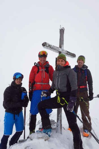 Gipfelerlebnis mit dem Vaude Shuksan 3L Jacket: Die Hardshell konnte auch bei den Details voll überzeugen. | Foto: Verena Hofstetter