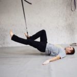 Handstandpresse in der Schräglage Schritt 3 | Foto: Martin Tekles