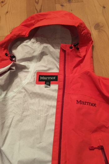 Marmot Eclipse im Test: Umweltfreundliche Regenbekleidung für Damen