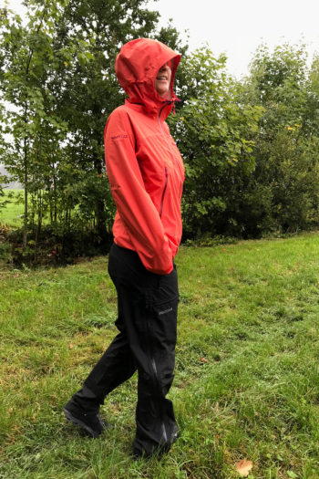 Marmot Eclipse im Test: Umweltfreundliche Regenbekleidung für Damen
