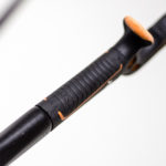 Der Griffe eines Eispickels.